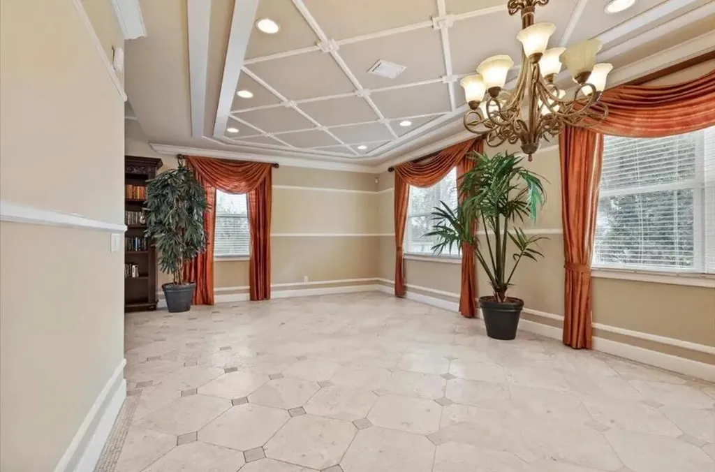 2335 NW Via Della Court Port St Lucie FL 34986