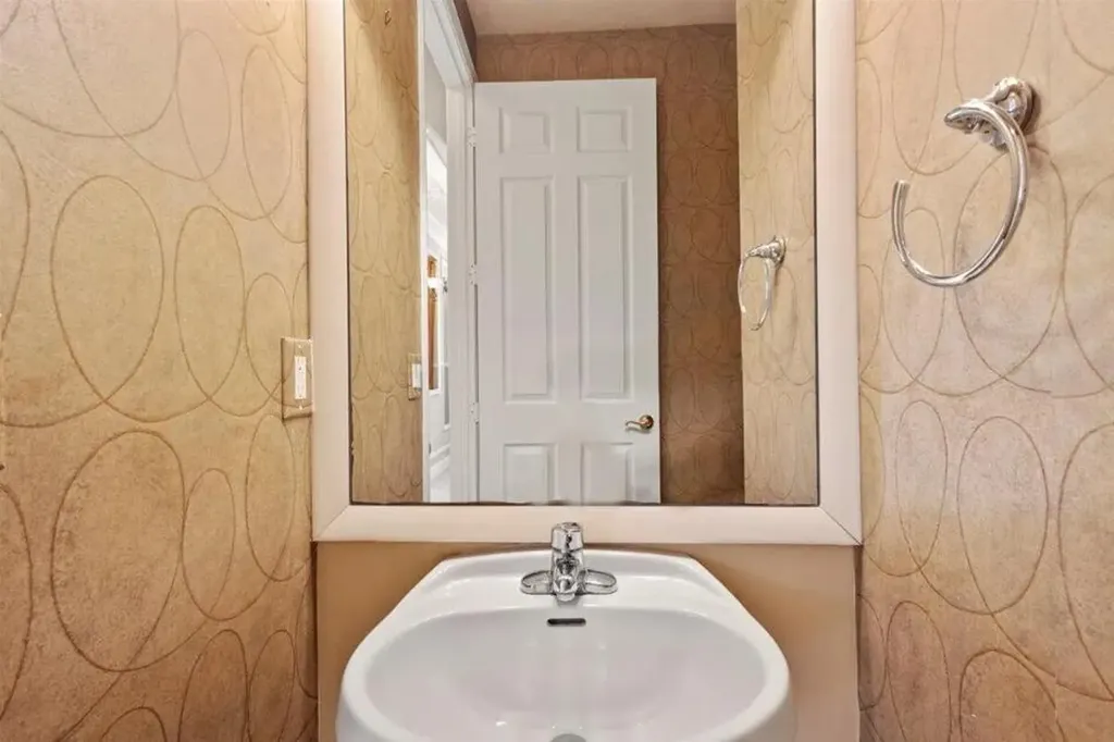 2335 NW Via Della Court Port St Lucie FL 34986