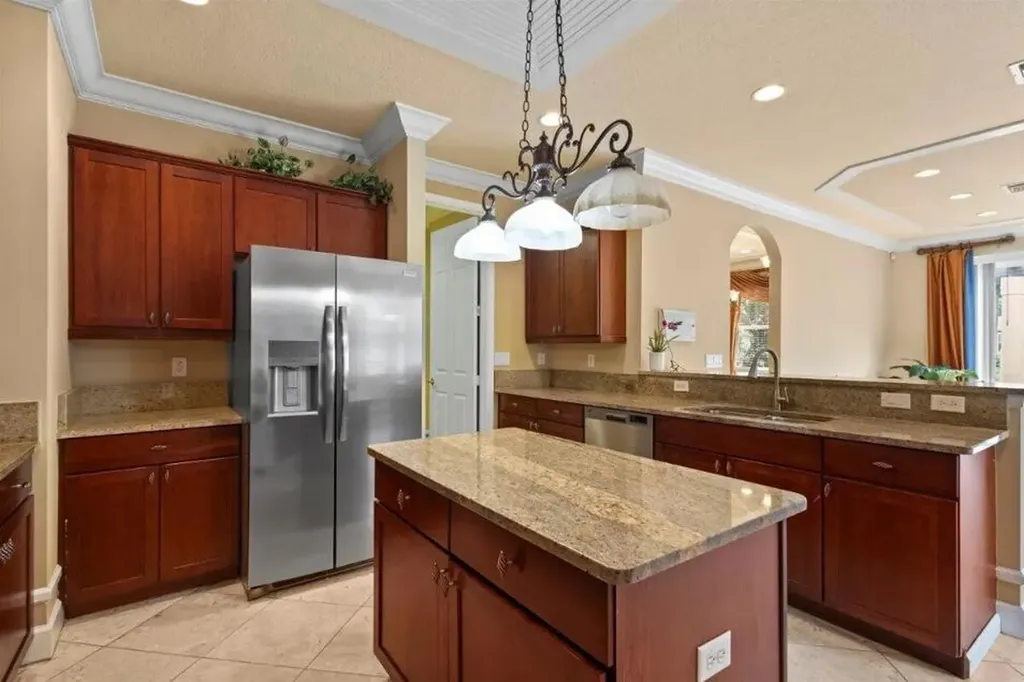 2335 NW Via Della Court Port St Lucie FL 34986