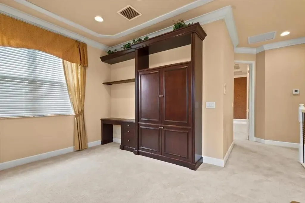 2335 NW Via Della Court Port St Lucie FL 34986
