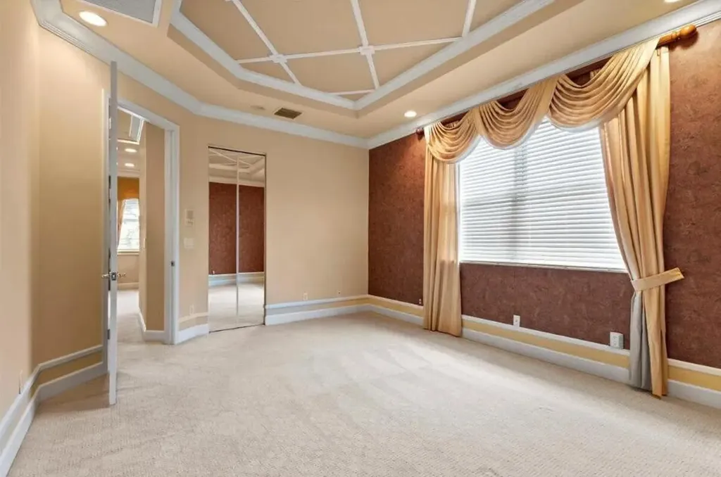 2335 NW Via Della Court Port St Lucie FL 34986