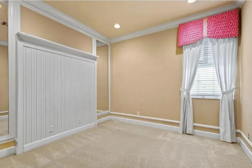 2335 NW Via Della Court Port St Lucie FL 34986