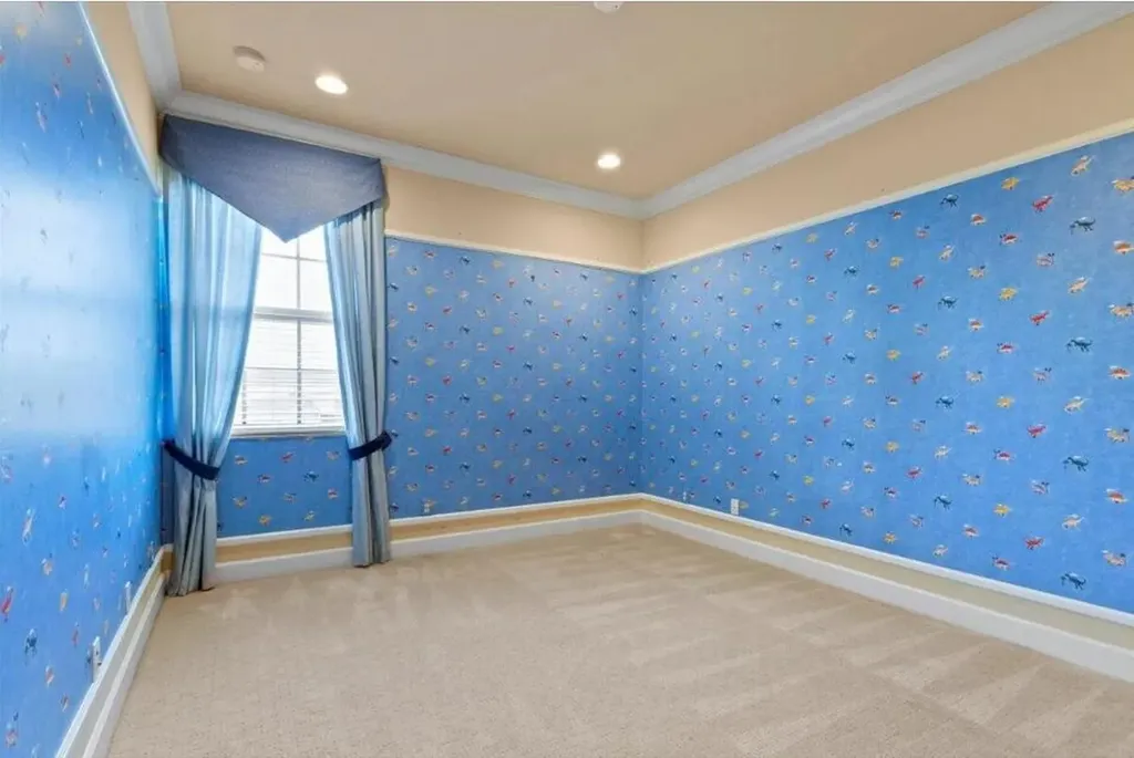 2335 NW Via Della Court Port St Lucie FL 34986