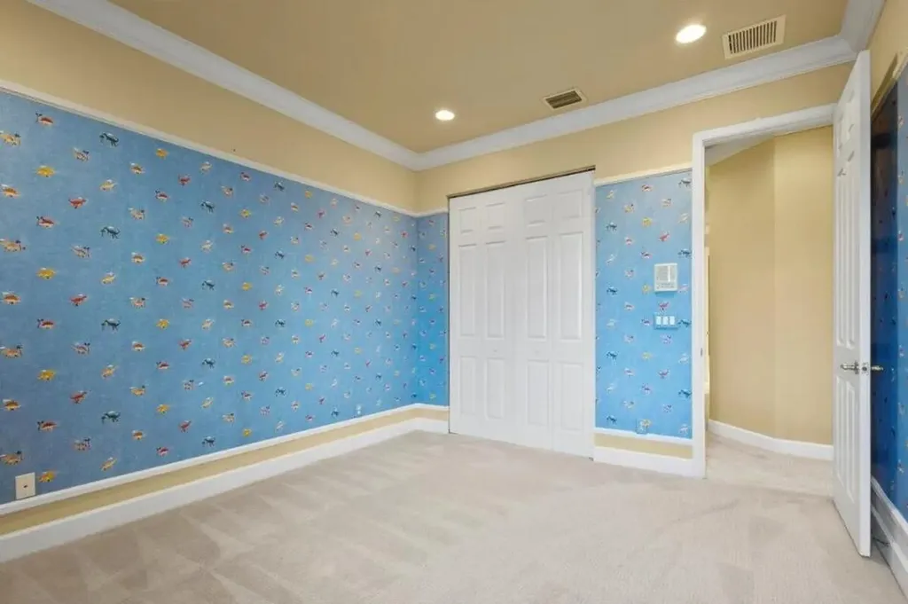 2335 NW Via Della Court Port St Lucie FL 34986