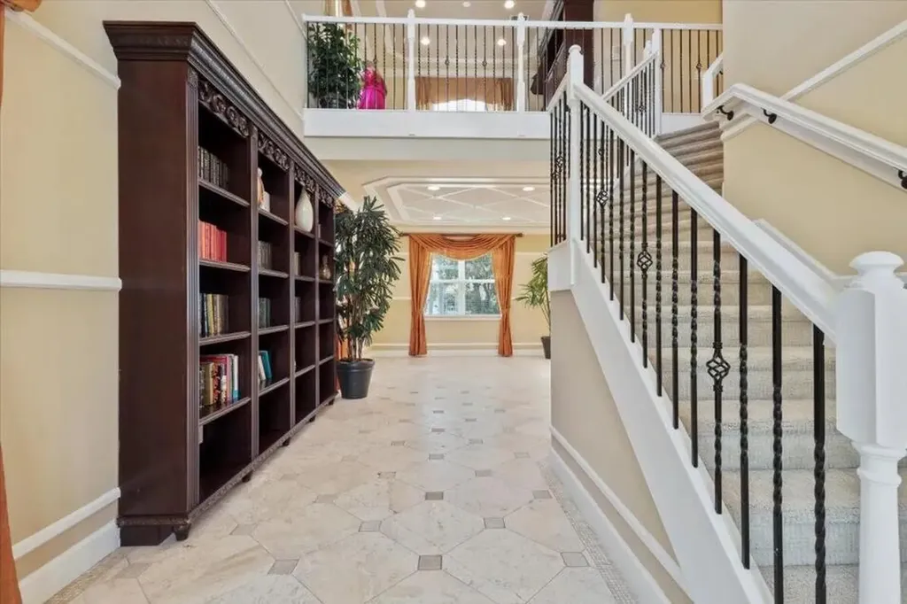 2335 NW Via Della Court Port St Lucie FL 34986