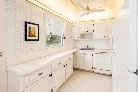 520 Brittany K Delray Beach FL 33446