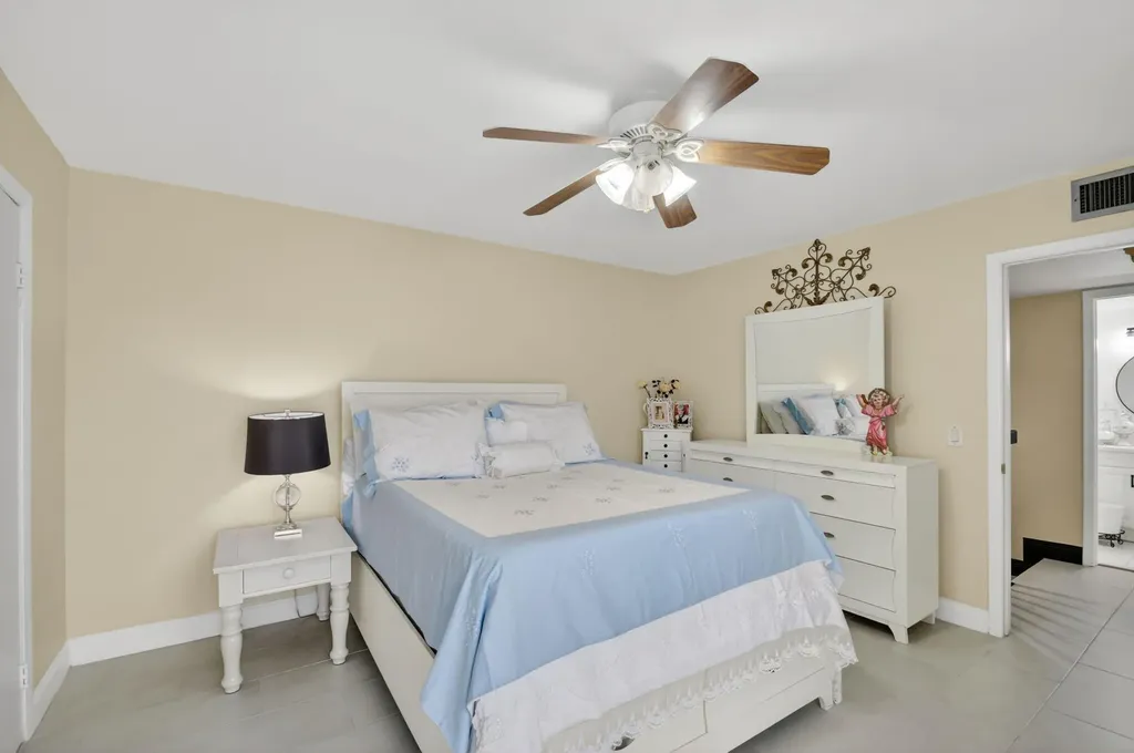 315 3rd Way West Palm Beach FL 33407