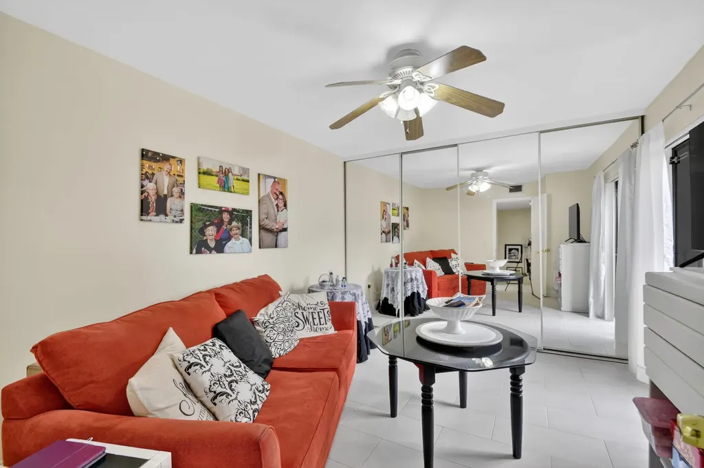315 3rd Way West Palm Beach FL 33407