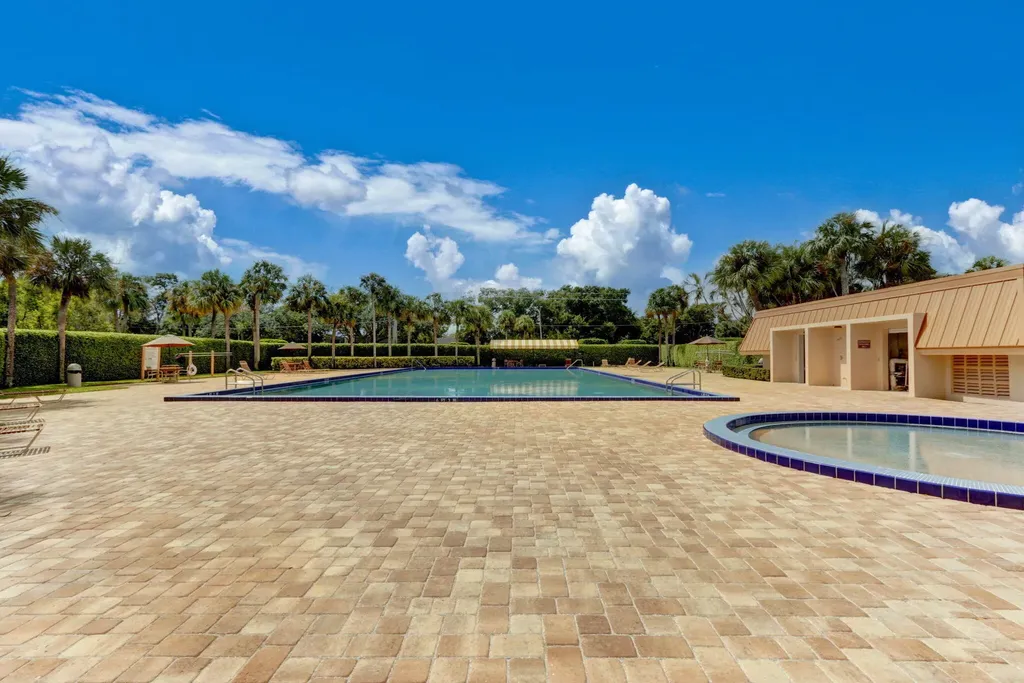315 3rd Way West Palm Beach FL 33407