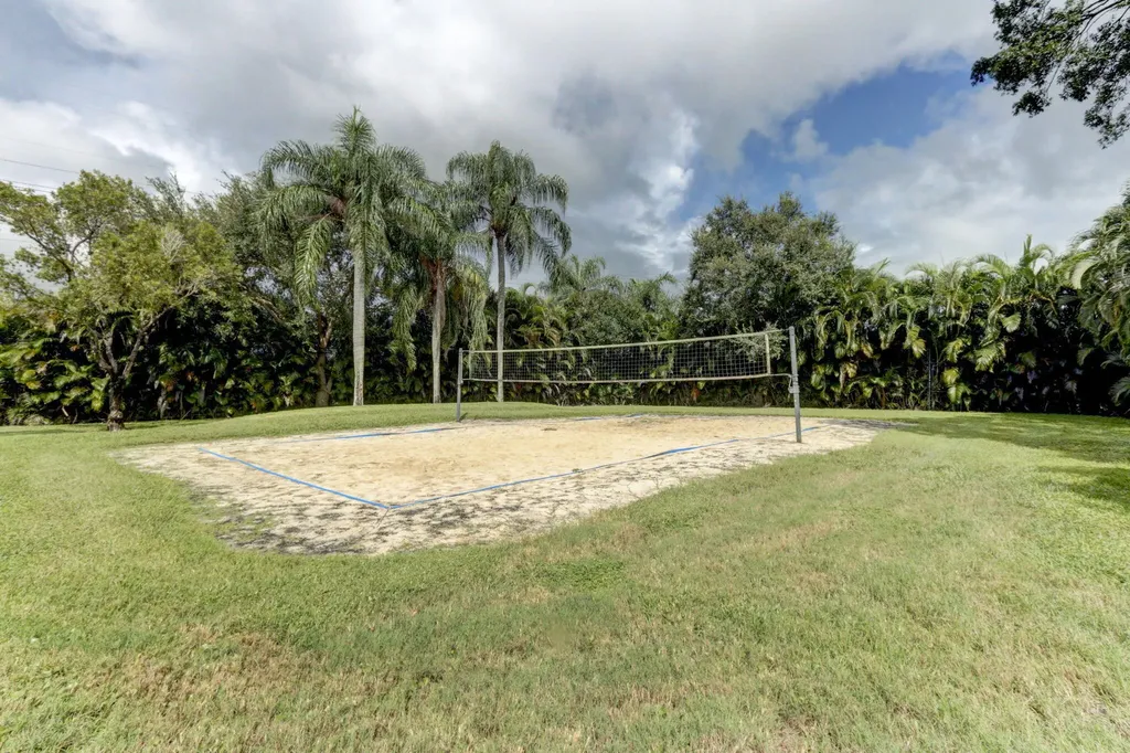 315 3rd Way West Palm Beach FL 33407