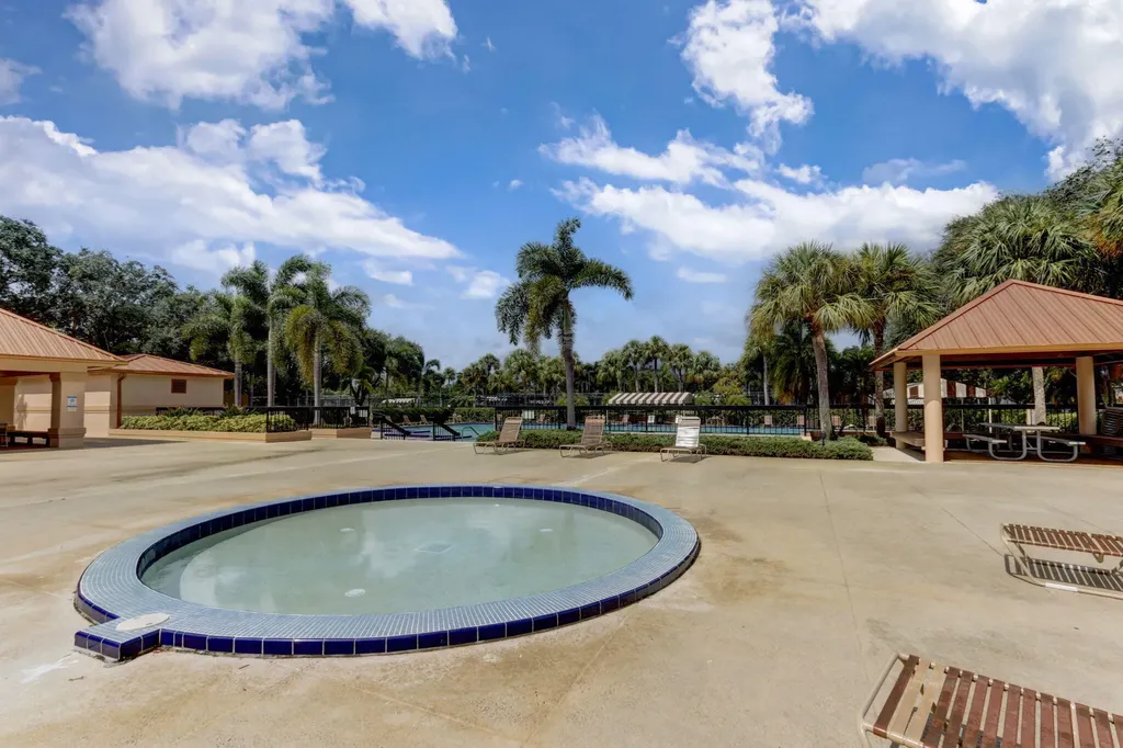 315 3rd Way West Palm Beach FL 33407