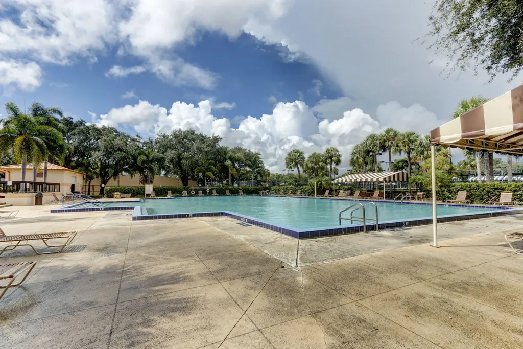 315 3rd Way West Palm Beach FL 33407