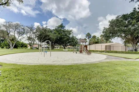 315 3rd Way West Palm Beach FL 33407