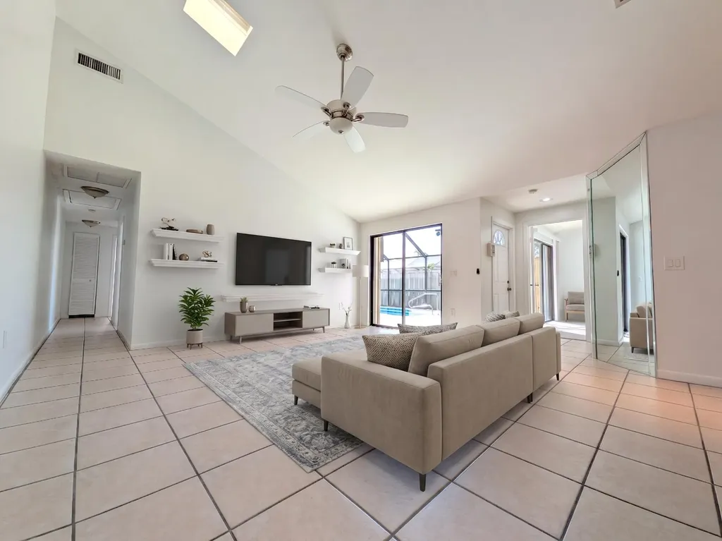 9975 Boca Gardens Trail Boca Raton FL 33496