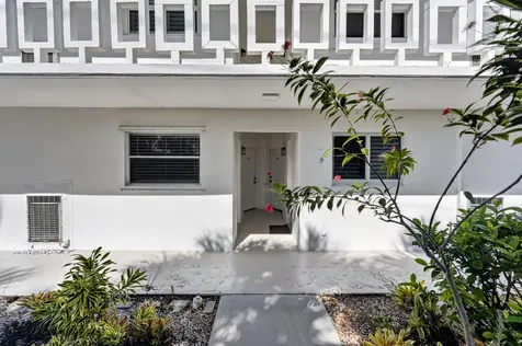 91 Willow Road Tequesta FL 33469