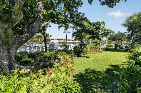 91 Willow Road Tequesta FL 33469
