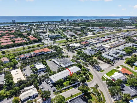 91 Willow Road Tequesta FL 33469