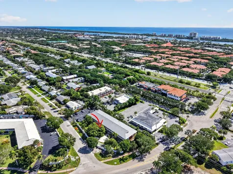 91 Willow Road Tequesta FL 33469