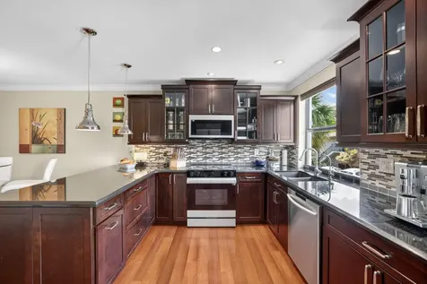 3000 NE 8th Terrace Oakland Park FL 33334