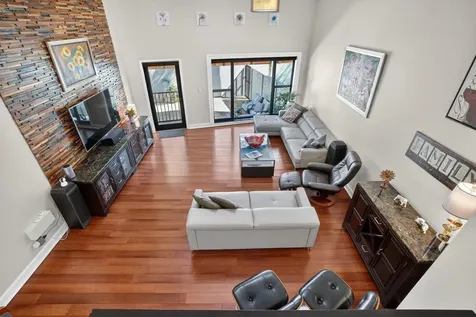 3000 NE 8th Terrace Oakland Park FL 33334