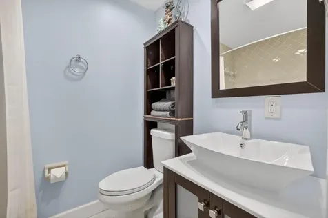 3000 NE 8th Terrace Oakland Park FL 33334
