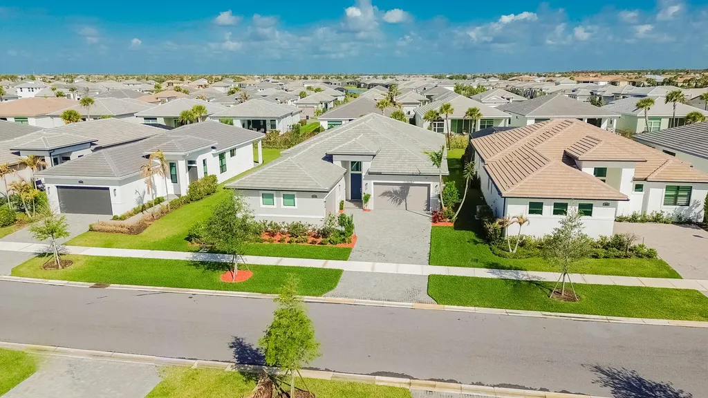 10188 SW Latium Way Port St Lucie FL 34987
