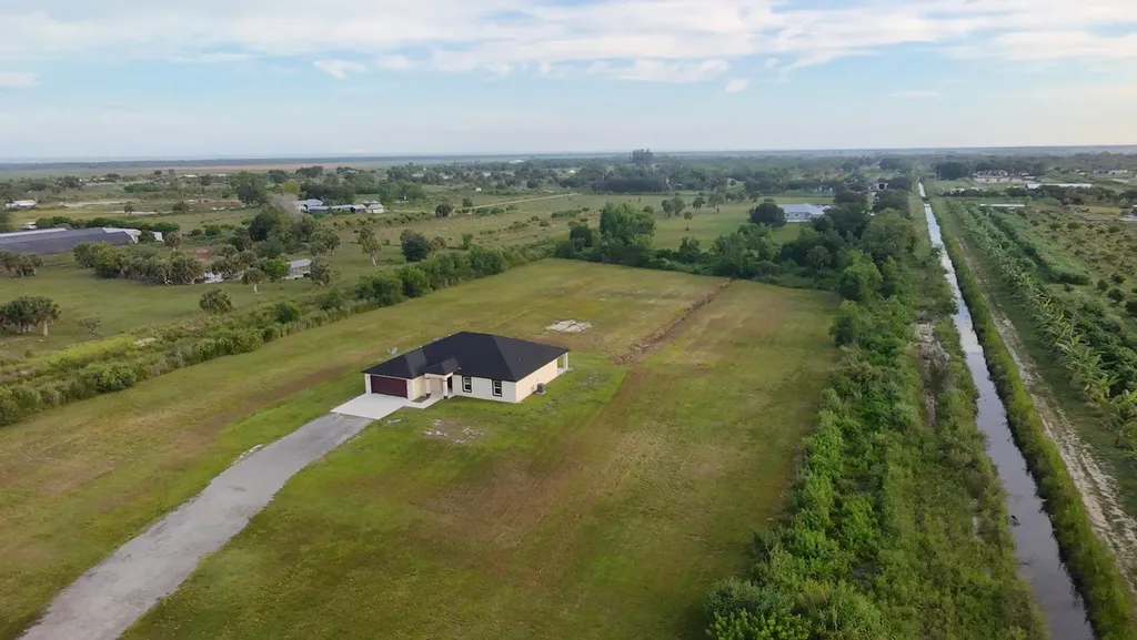 20365 Marie Court Loxahatchee FL 33470