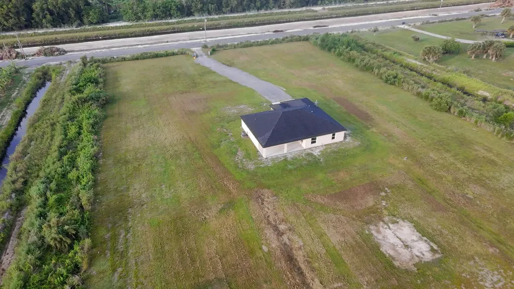 20365 Marie Court Loxahatchee FL 33470