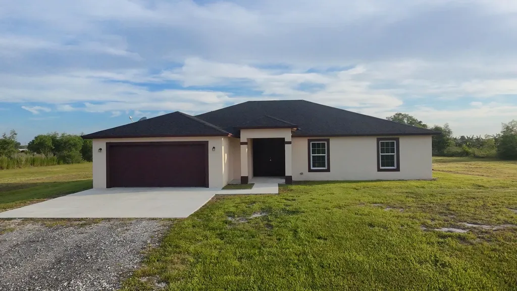 20365 Marie Court Loxahatchee FL 33470