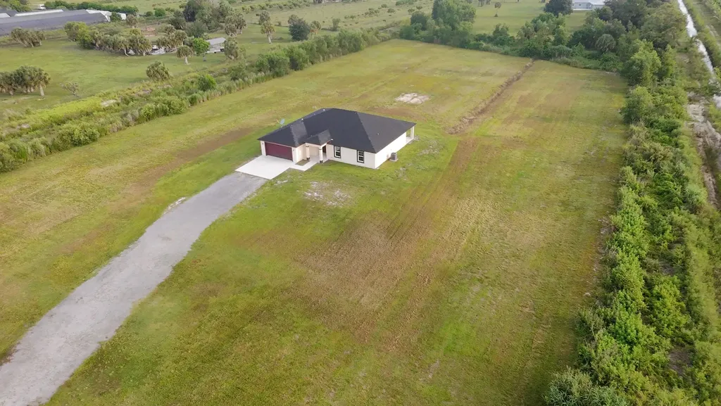 20365 Marie Court Loxahatchee FL 33470