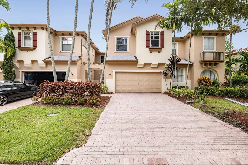 5797 NW 119th Terrace Coral Springs FL 33076