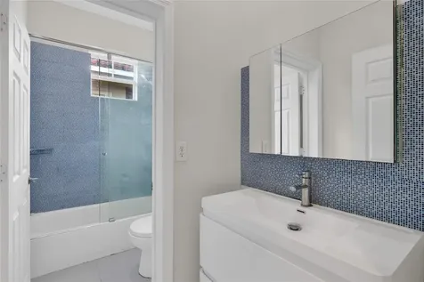 5797 NW 119th Terrace Coral Springs FL 33076