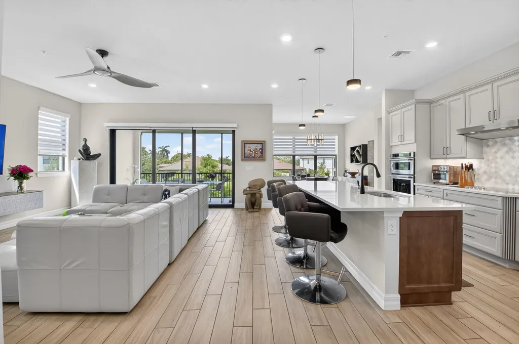 21956 Canadensis Circle Boca Raton FL 33428