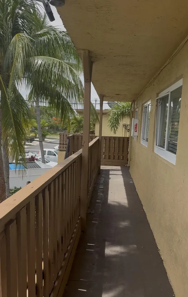 610 NW 7th Avenue Pompano Beach FL 33060