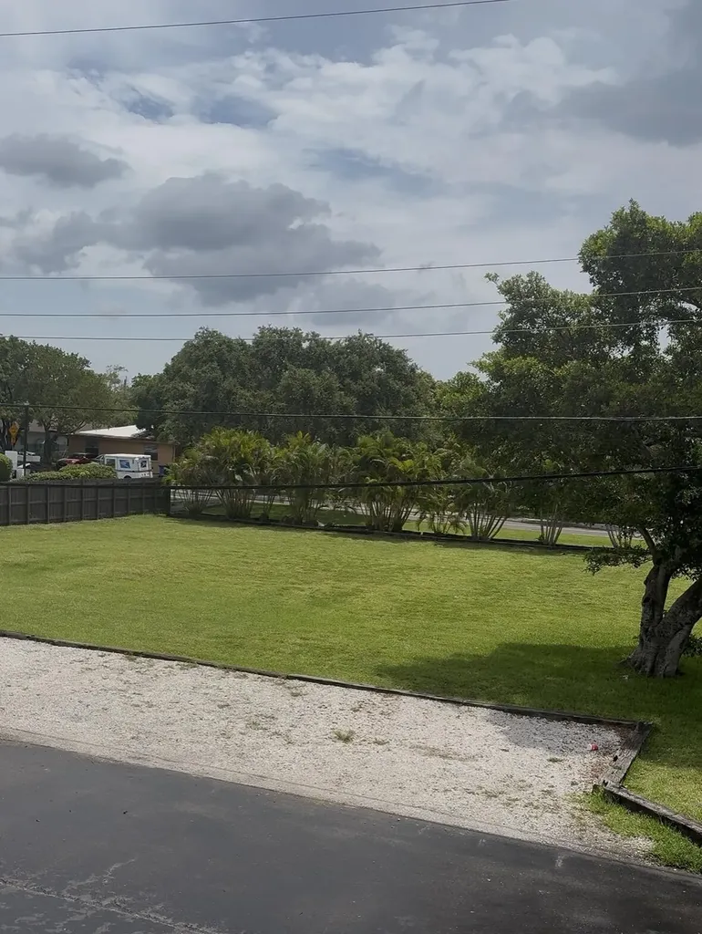 610 NW 7th Avenue Pompano Beach FL 33060