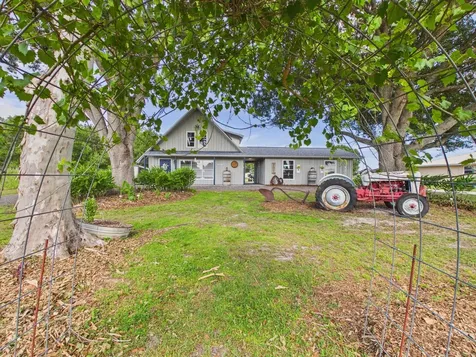 136 SW 85th Avenue Okeechobee FL 34974