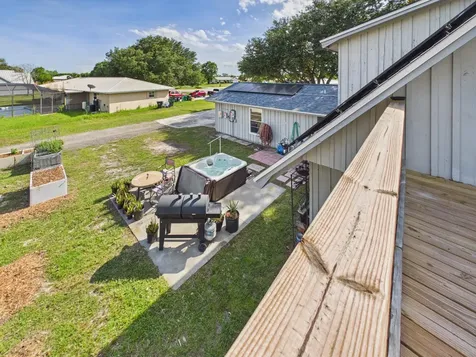 136 SW 85th Avenue Okeechobee FL 34974