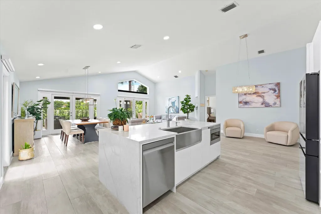 10112 Aqua Vista Way Boca Raton FL 33428