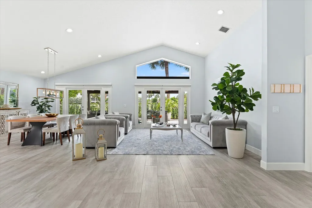 10112 Aqua Vista Way Boca Raton FL 33428