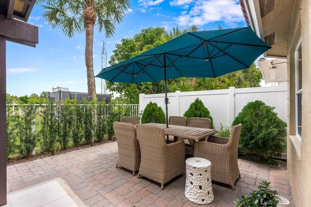 10112 Aqua Vista Way Boca Raton FL 33428