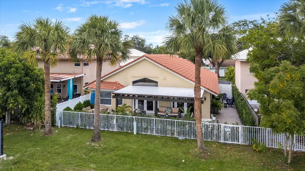 10112 Aqua Vista Way Boca Raton FL 33428