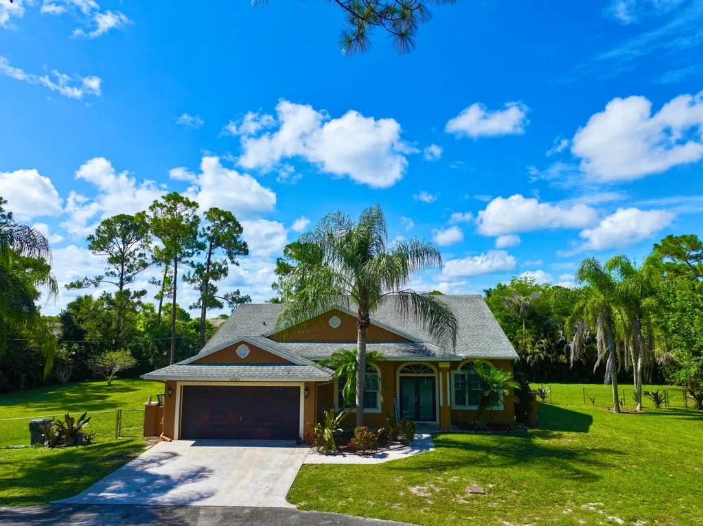 14703 N 71st Place Place N The Acreage FL 33470