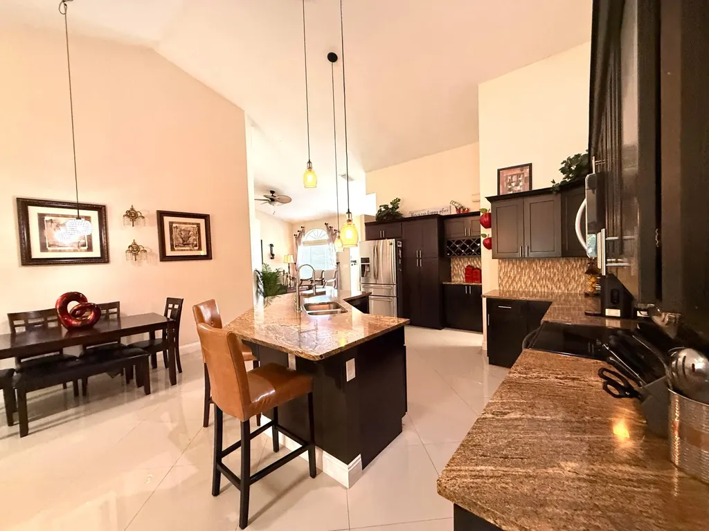 14703 N 71st Place Place N The Acreage FL 33470