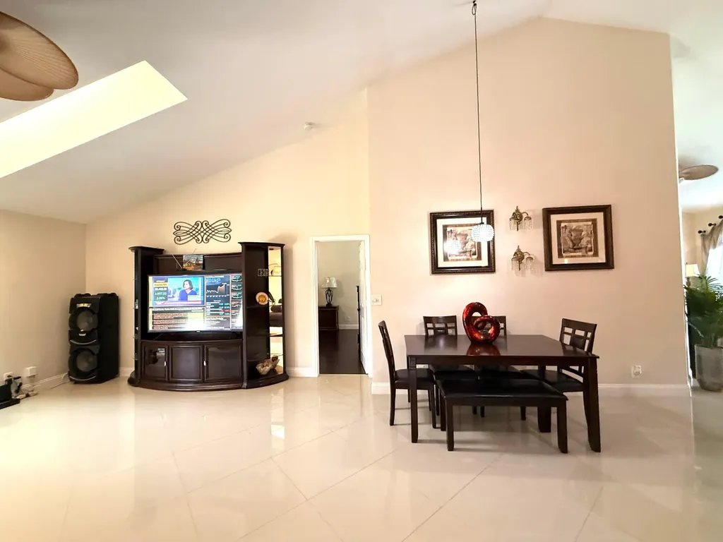 14703 N 71st Place Place N The Acreage FL 33470