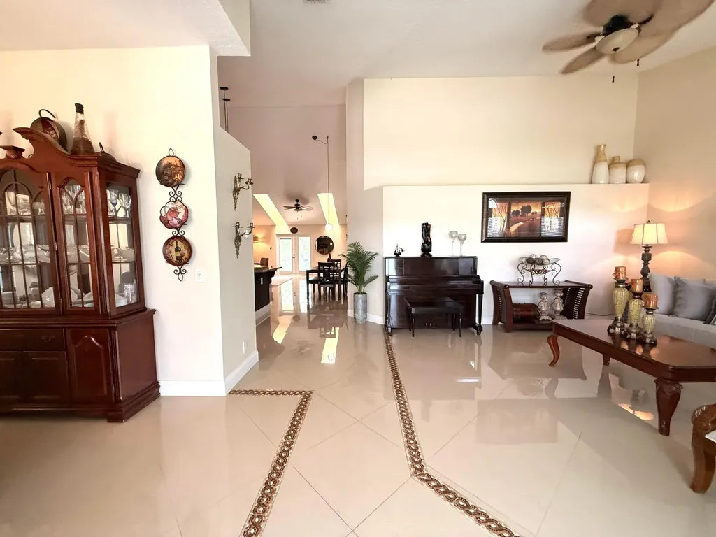 14703 N 71st Place Place N The Acreage FL 33470