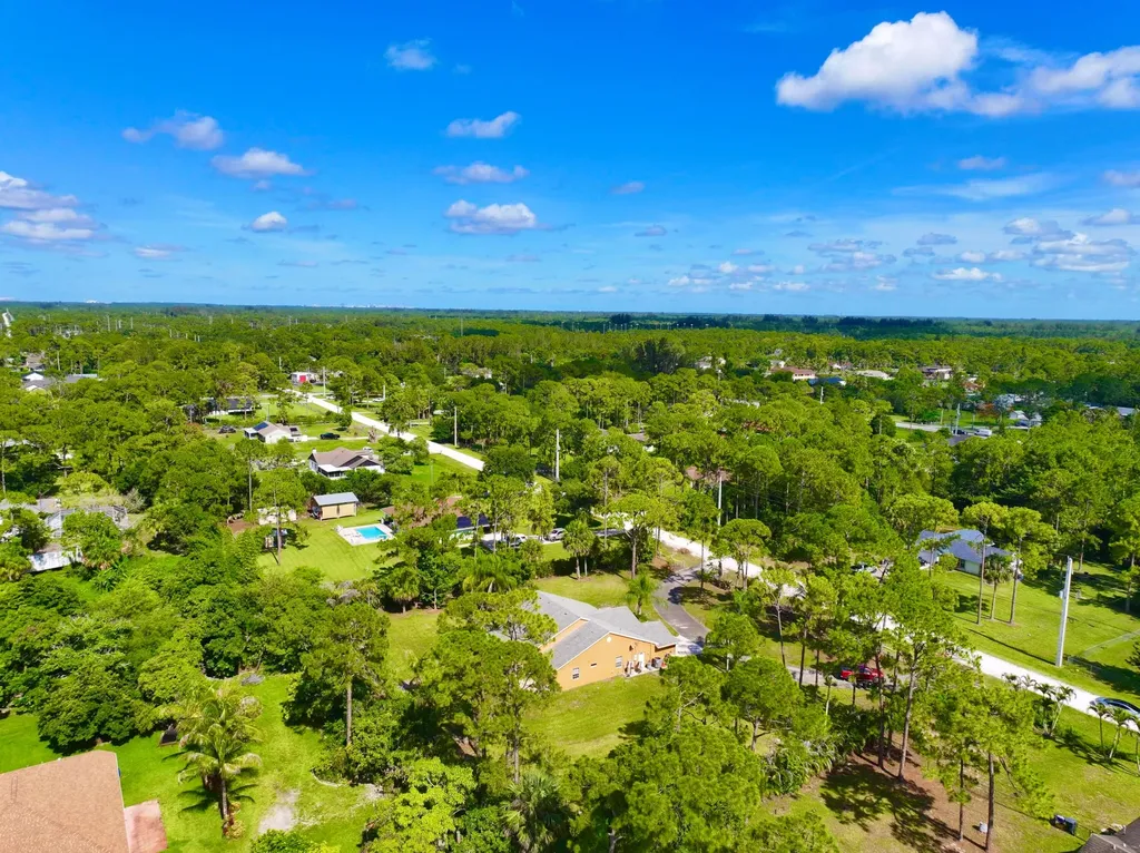 14703 N 71st Place Place N The Acreage FL 33470
