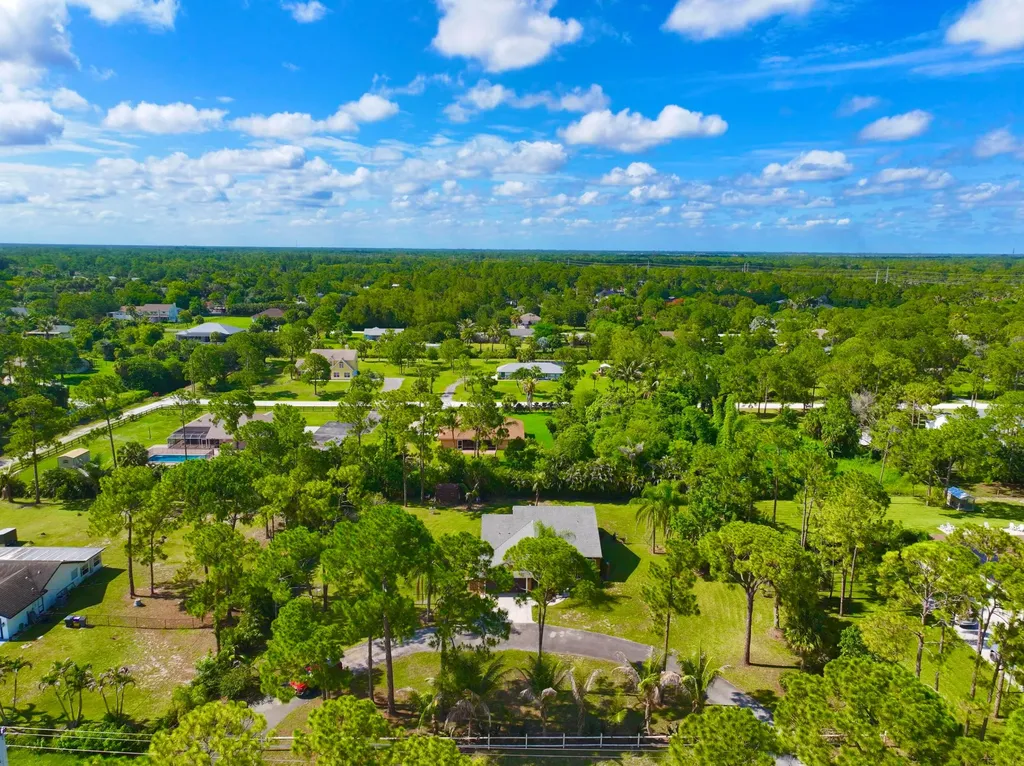 14703 N 71st Place Place N The Acreage FL 33470