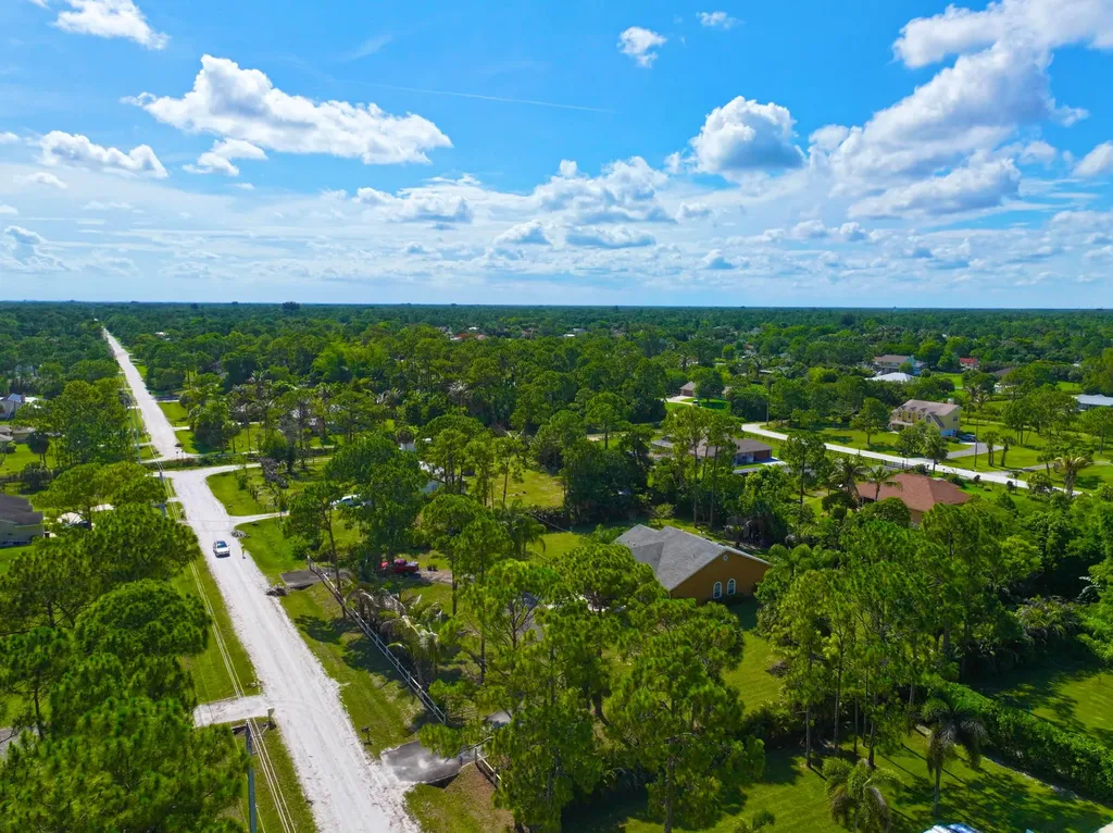 14703 N 71st Place Place N The Acreage FL 33470