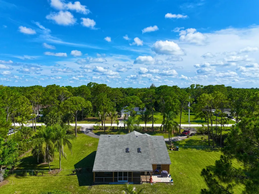 14703 N 71st Place Place N The Acreage FL 33470