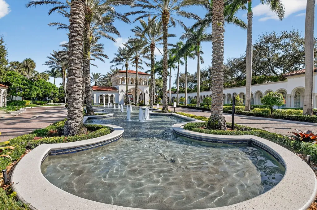 17350 Pavaroso Street Boca Raton FL 33496